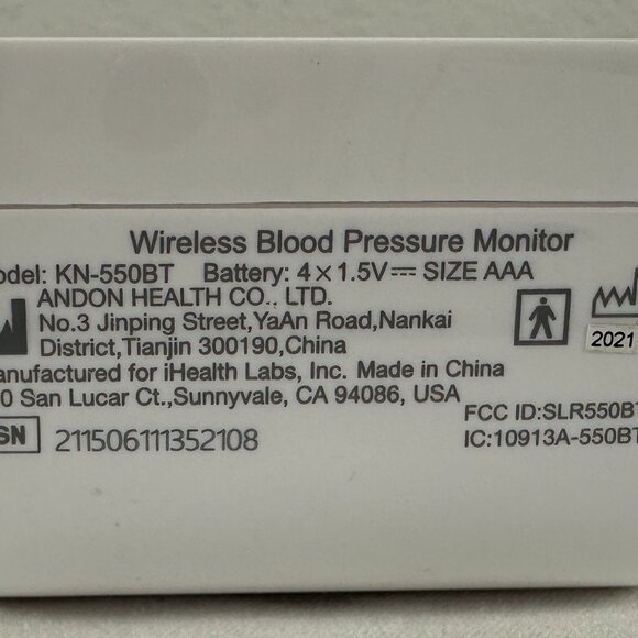 iHealth Track Wireless Bluetooth Arm Blood Pressure Monitor Model KN-550BT Large - Picture 8 of 16